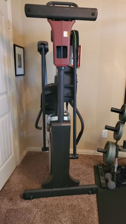 Proform best sale 535 elliptical