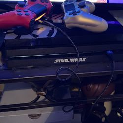 PS4 Pro Star Wars Edition 