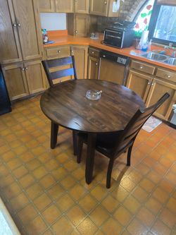 Round Dark Wood Dining Table with 2 Chairs