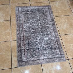 Rug