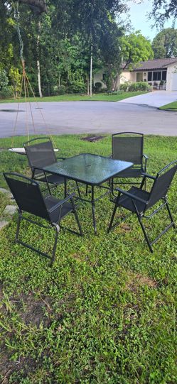 Patio Table & Chairs