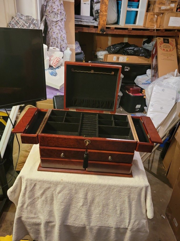 Jewelry Box
