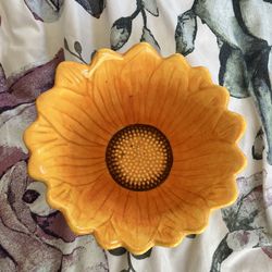 Sunflower bowl