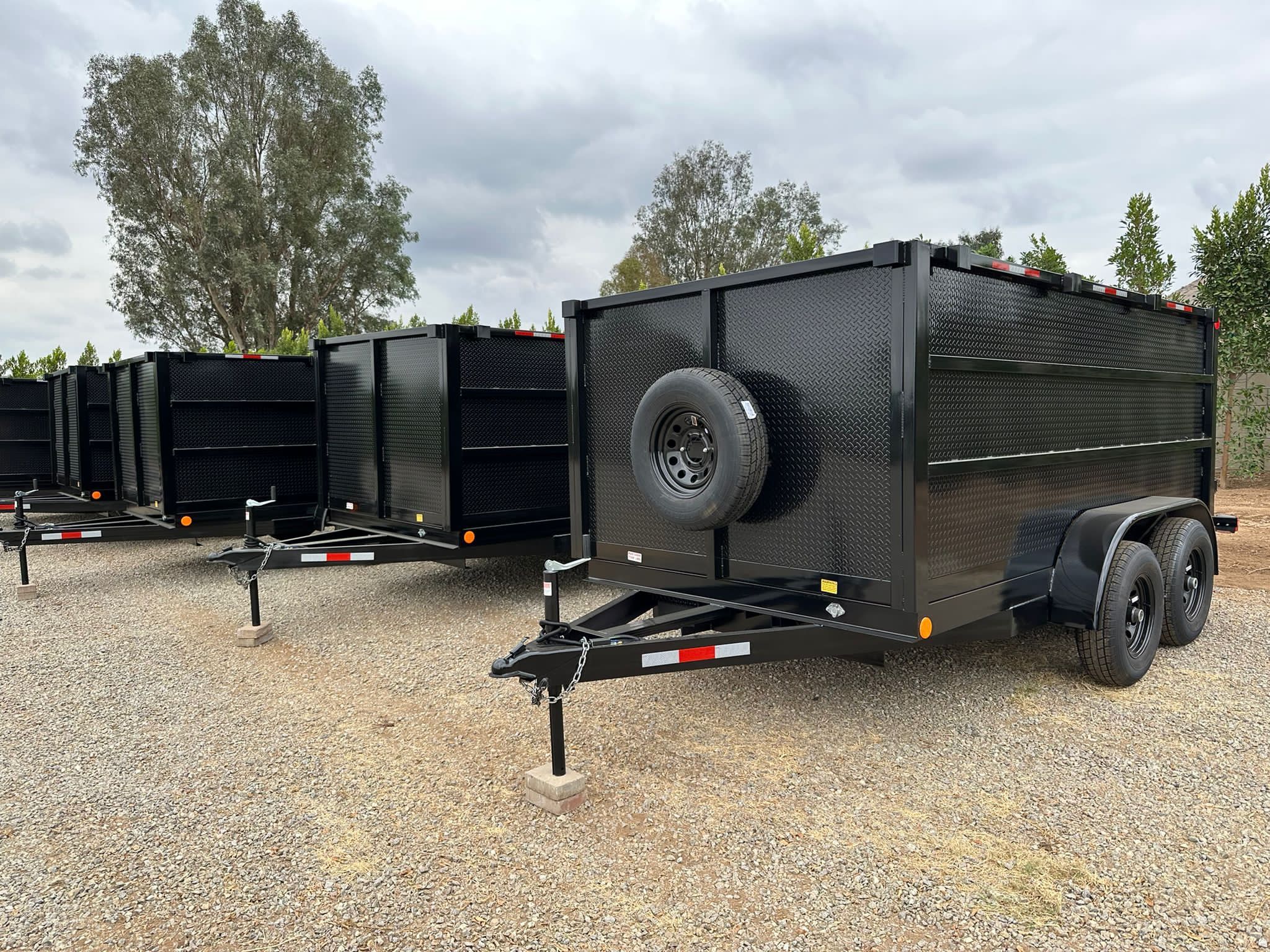 2025 New Dump Trailers 12ft Long