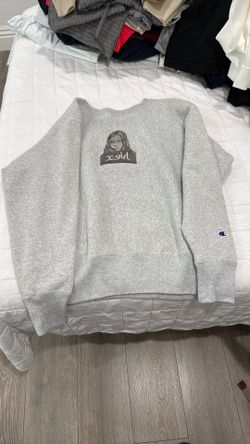 Champion Sweater 