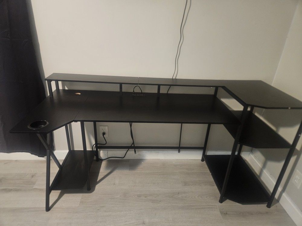 Gaming Desk