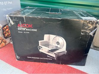 Deli slicer