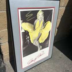 Marilyn Monroe Artwork Frame FREE