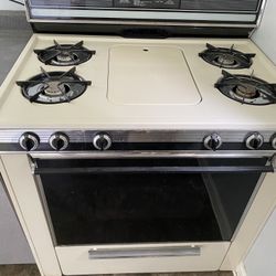 36” Kenmore Gas Stove 