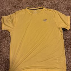 New Balance Shirts Size Xl