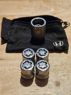 Honda wheel locks