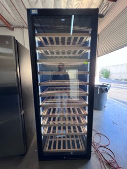 Wine Enthusiast Classic XL 300-Bottle Wine Cellar — $1,500 | Retail $3,200 | San Fernando