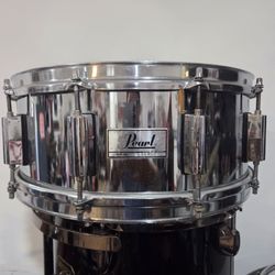 Pearl steel snare drum