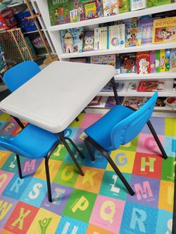Kids Table with 3 Chairs