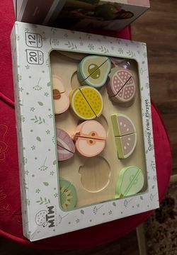 Cuttyng fruit playset