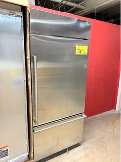 36 INCH GE MONOGRAM, BUILT-IN REFRIGERATOR