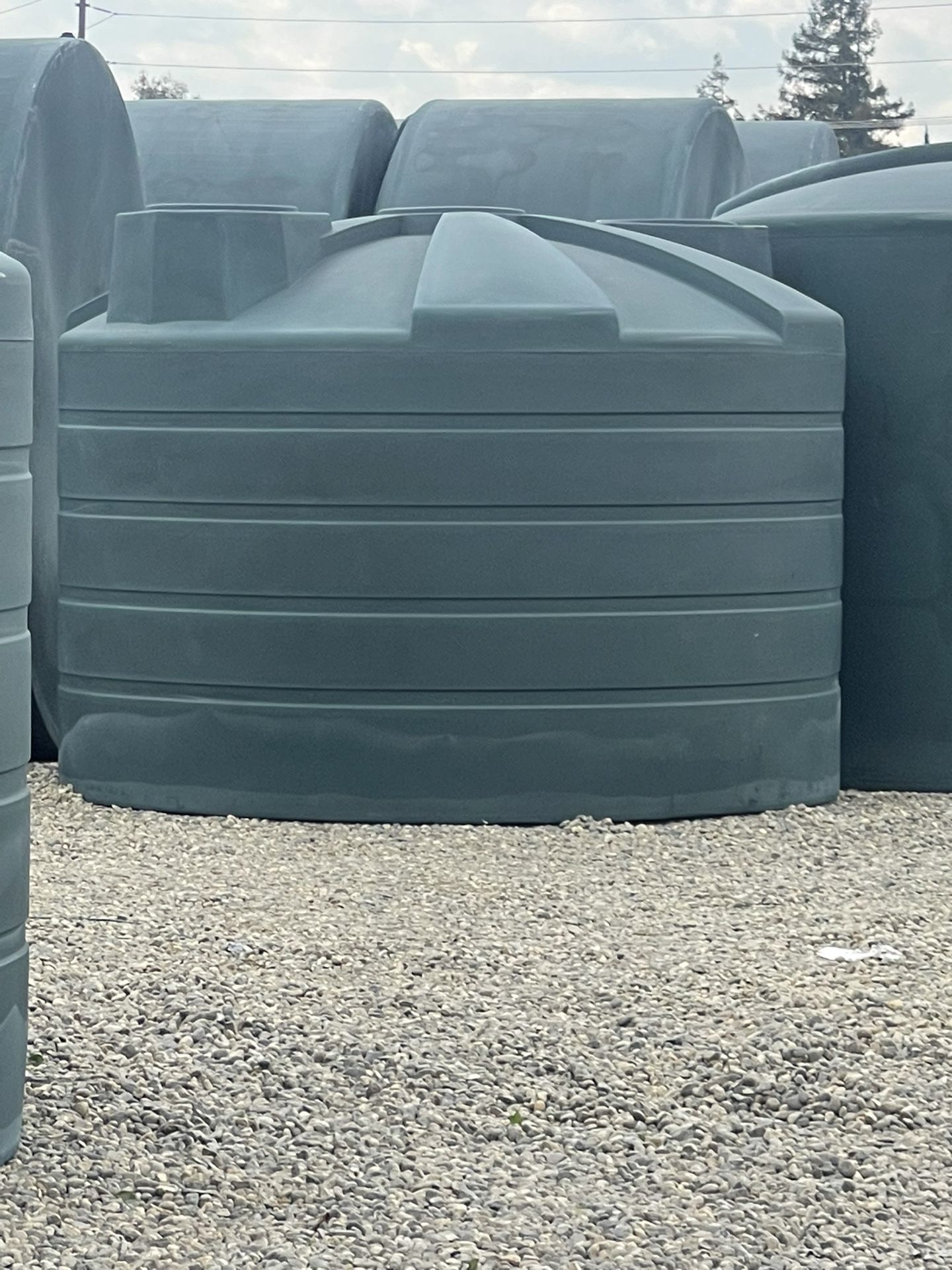 5050 Gallon Water Tanks
