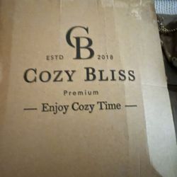 Cozy Bliss Cooling Blanket New 