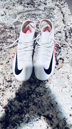 Kids Nike Mercurial Superfly Soccer Cleats – White/Black/Crimson – Great Condition