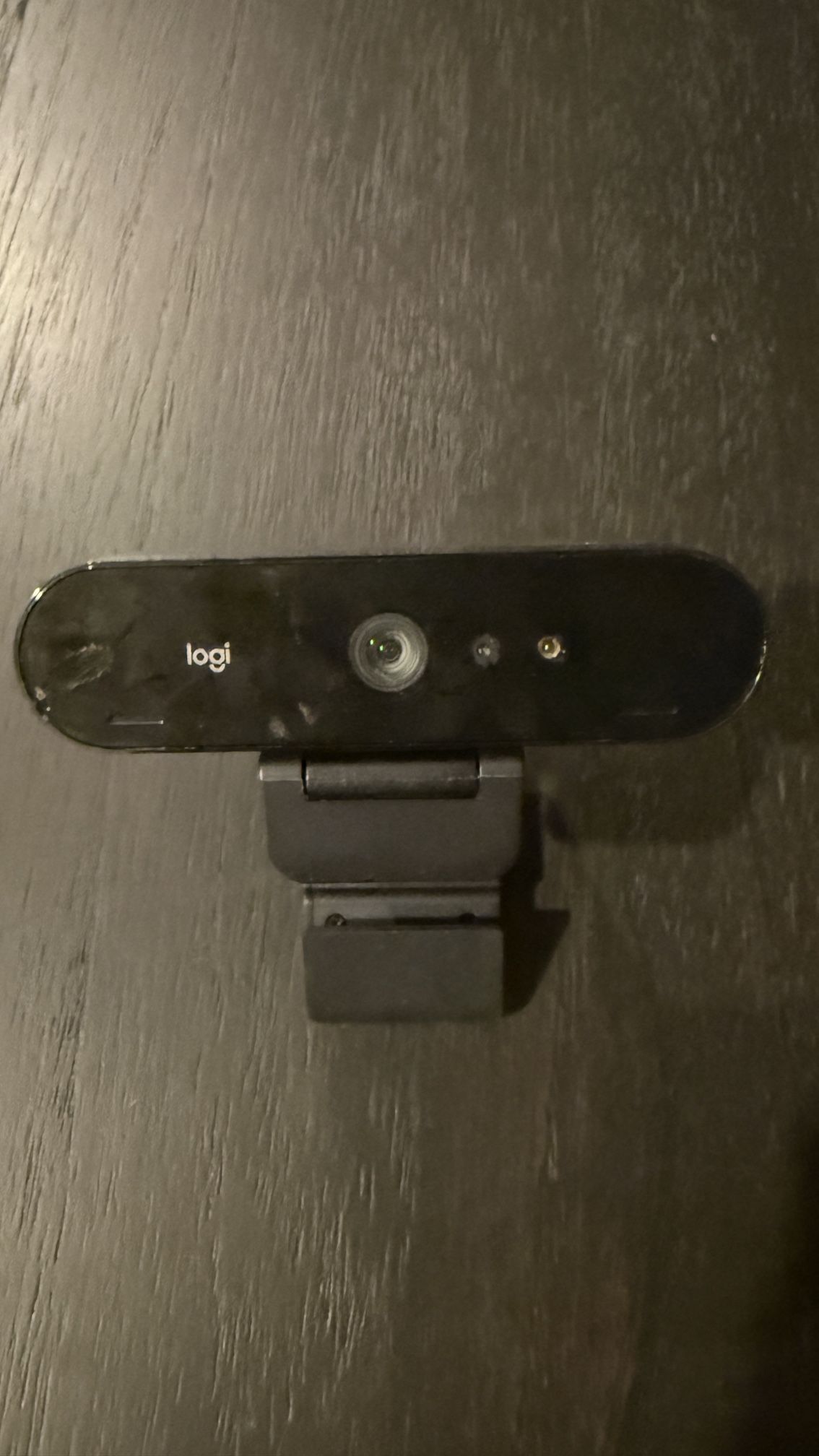 4K webcam with HDR and noise-canceling mics