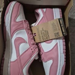Womens Dunks Size 8