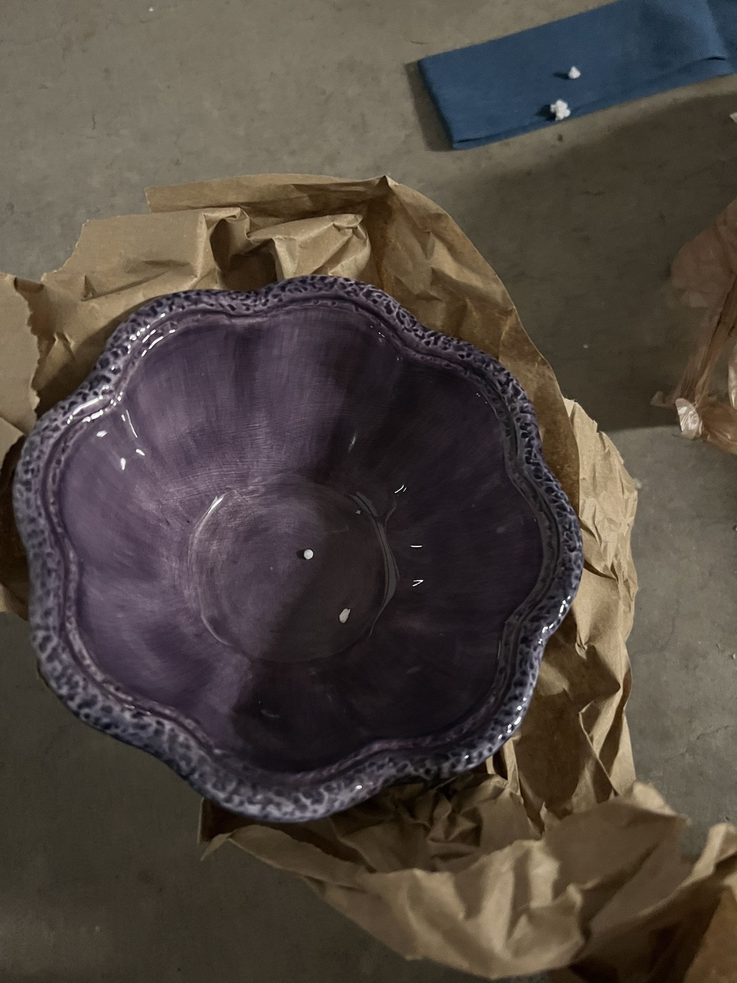 16 Pieces Set Of Salad Plates And Pots Tabletops Gallery HAND