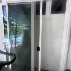 Semi New Sliding Door With Screens 