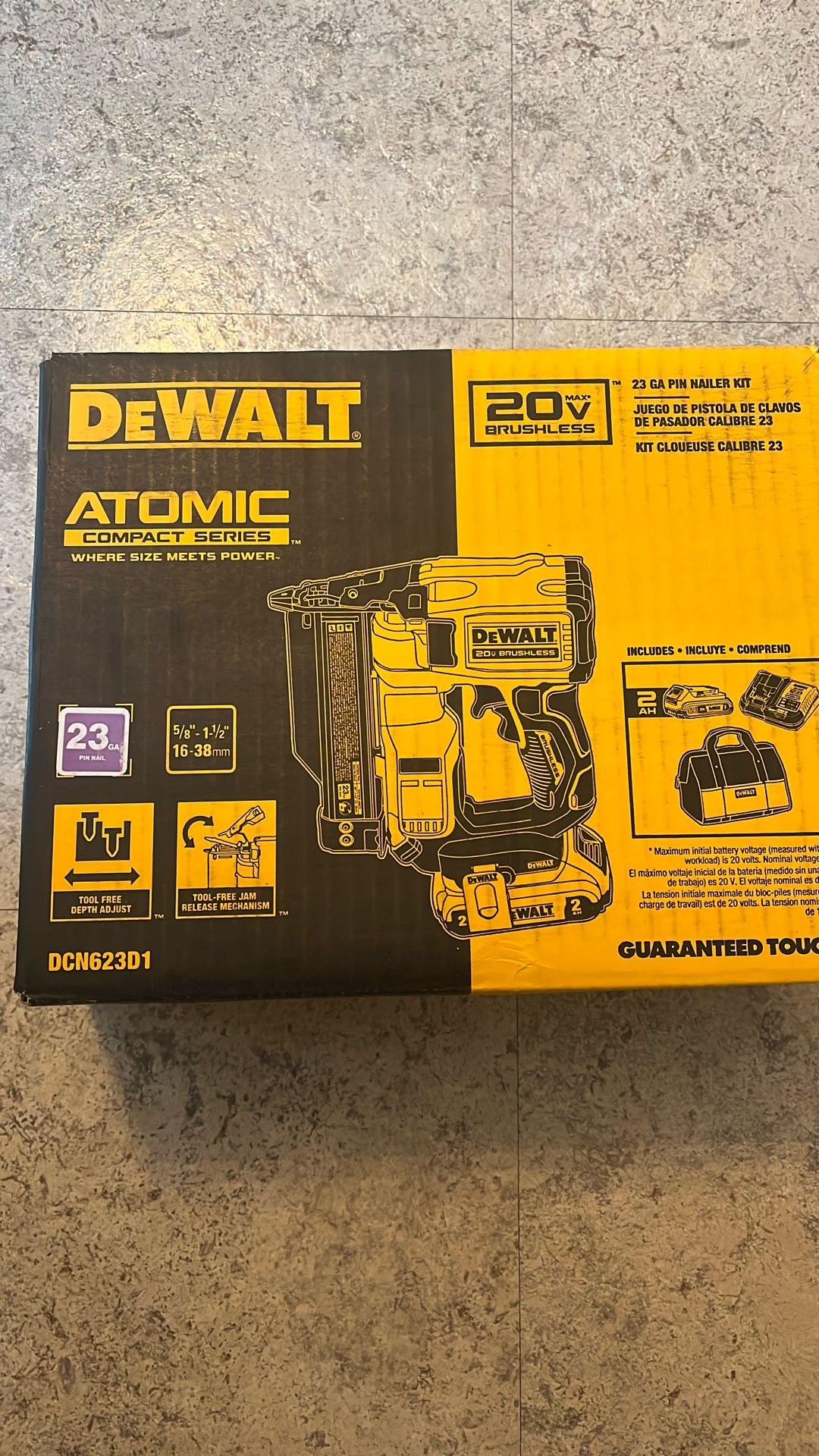 Dewalt 20v 23ga Pin Nailer Kit 2ah Battery & Charger & Tool Bag