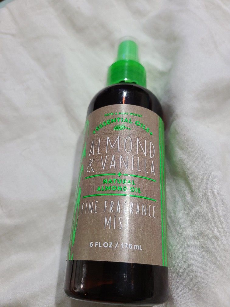 Almond & Vanilla