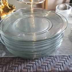 Glass Plates 🍽 $5 Bucks Each