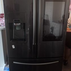 FOR PARTS! Samsung FRIDGE French Door with Family Hub