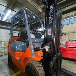 Excellent For Everything Toyota forklift
5,000 lb 
