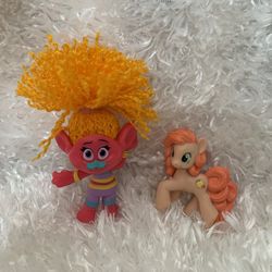 Mini Poppy and Mini My Lil Pony