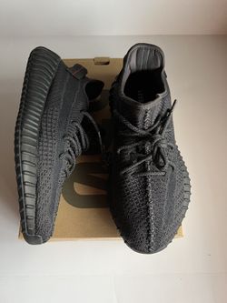 Yeezy 350 V2 Black