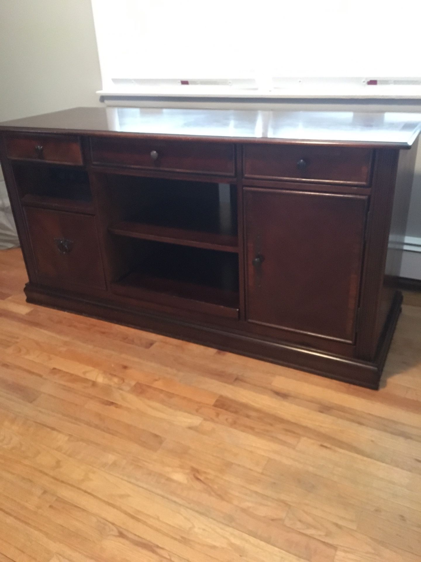 Credenza