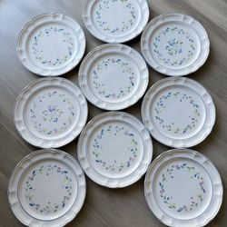 FLORAL EXPRESSION HEATHSIDE, STONEWARE SET OF 9 DINNER PLATES 