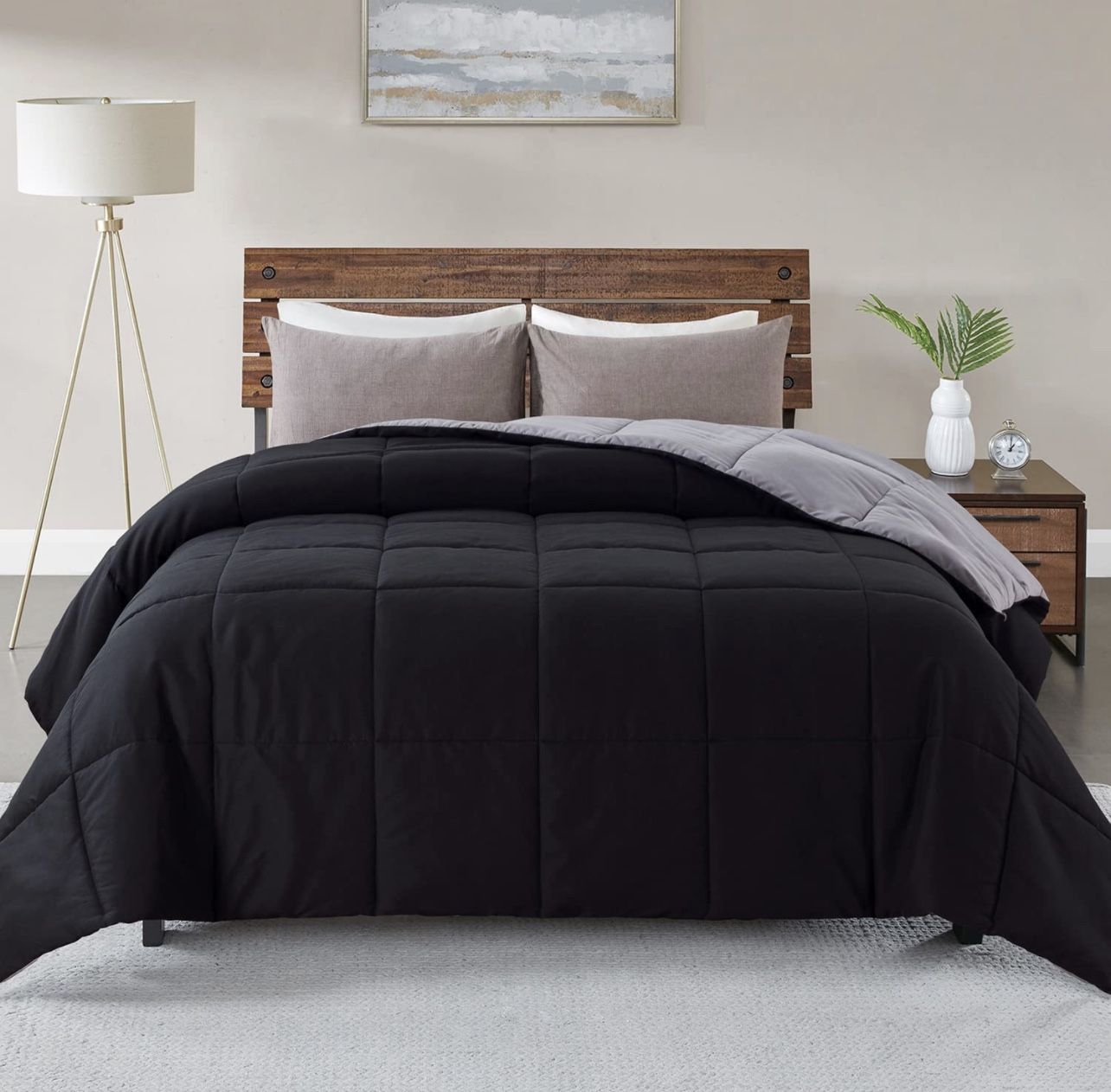 WhatsBedding Queen Down Alternative Summer Comforter- All Season Black/Grey Lightweight Duvet Insert or Stand-Alone Comforter with Corner Tabs- 88×92
