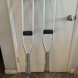 Crutches 🩼 
