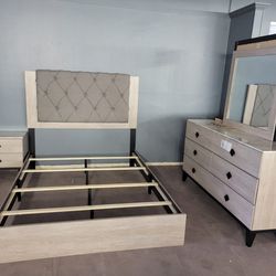 😍Whiting Cream Panel Bedroom Set & King and queen bed frame, dresser, nightstand, mirror