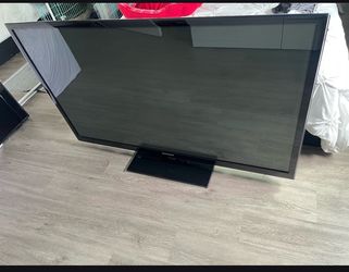Samsung plasma TV  60”