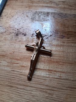 10k gold cross pendent