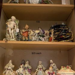 Antiques Figurines 