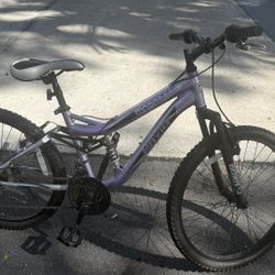 Women’s 21 Speed Mountain Bike Mongoose