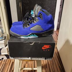 Jordan 5 Grape Size 8.5 Great Cond. $190