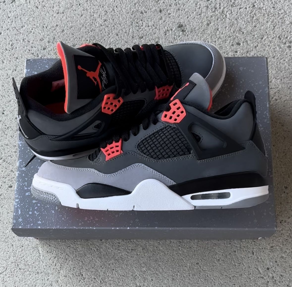 Jordan 4 Infrared