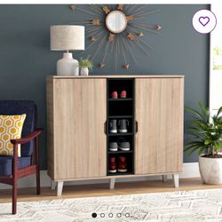 Shoe dresser/organizer 