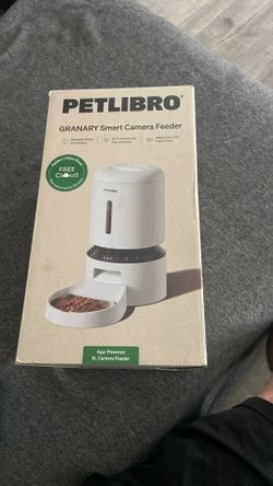 Petlibro Pet Feeder