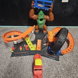Hot Wheels Toxic Gorilla Slam