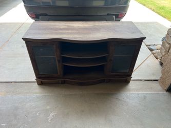 Small tv stand