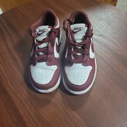 Children's nike shoes